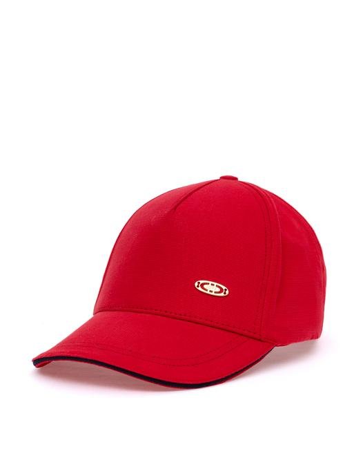 Kadın Kırmızı Şapka